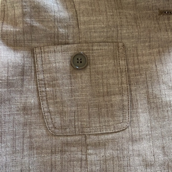 EUC Harve Benard Brown Shortsleeve Back Lined Blazer with Front Buttoned Pockets - Picture 5 of 5